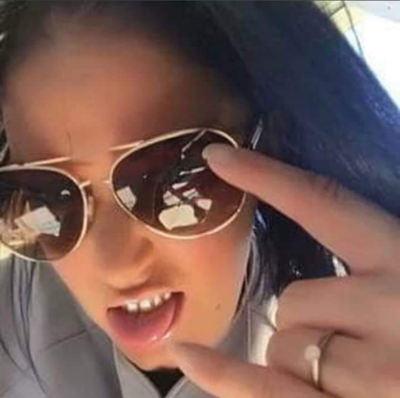 Meet your Posher, Jennifer - Picture 3 of 3